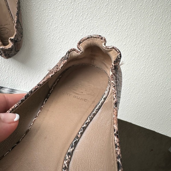 Tory Burch Snakeskin Reva Ballet Flats size 7 - Picture 7 of 13